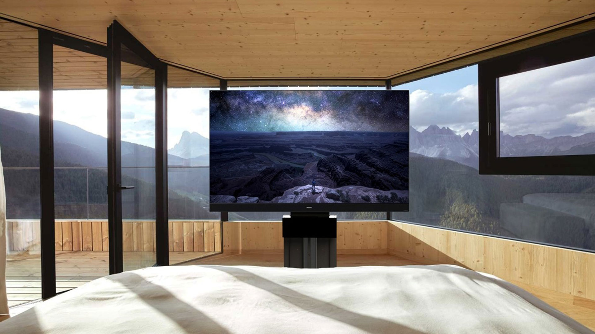 come nascondere la televisione all’interno del letto